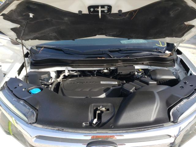 Photo 7 from auction – 2018 HONDA RIDGELINE with VIN 5FPYK2F62JB002928