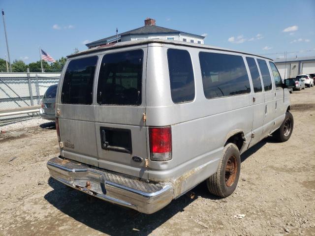 Photo 4 from auction – 2001 FORD ECONOLINE with VIN 1FBSS31L11HB18143