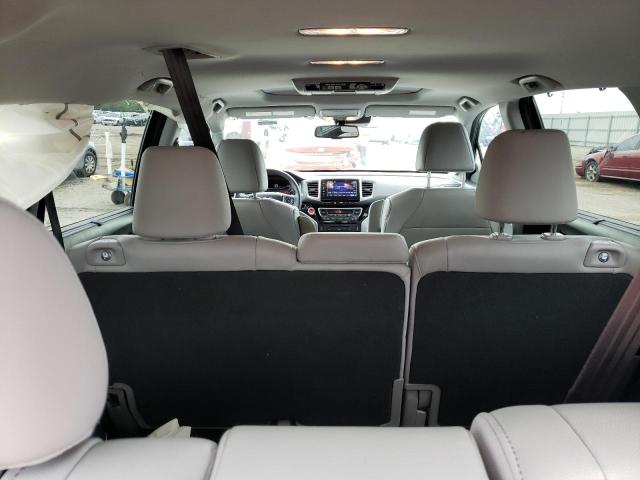 Photo 9 from auction – 2017 HONDA PILOT TOUR with VIN 5FNYF5H92HB007983