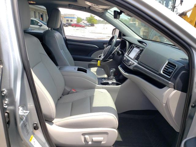 Photo 5 from auction – 2019 TOYOTA HIGHLANDER with VIN 5TDDZRFH5KS708043