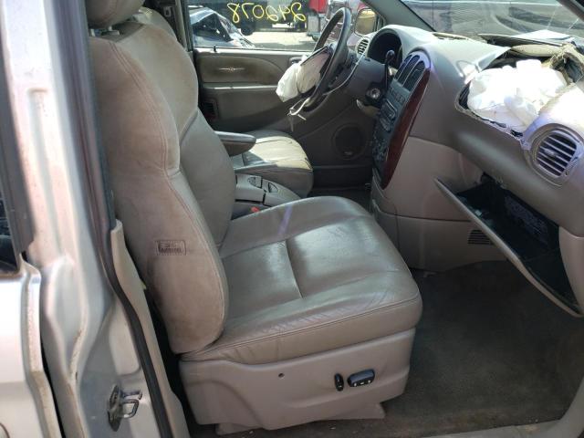 Photo 5 from auction – 2001 CHRYSLER TOWN & COU with VIN 2C8GP64L71R149738