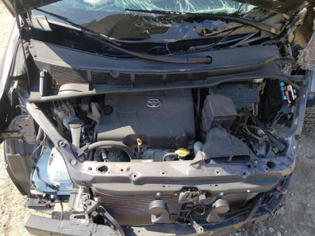 Photo 7 from auction – 2016 TOYOTA SIENNA XLE with VIN 5TDDK3DC7GS142161