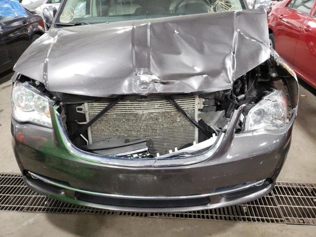 Photo 9 from auction – 2016 CHRYSLER TOWN & COU with VIN 2C4RC1CG0GR303468