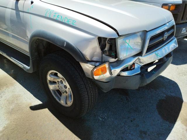 Photo 9 from auction – 1998 TOYOTA 4RUNNER SR with VIN JT3HN86RXW0191478