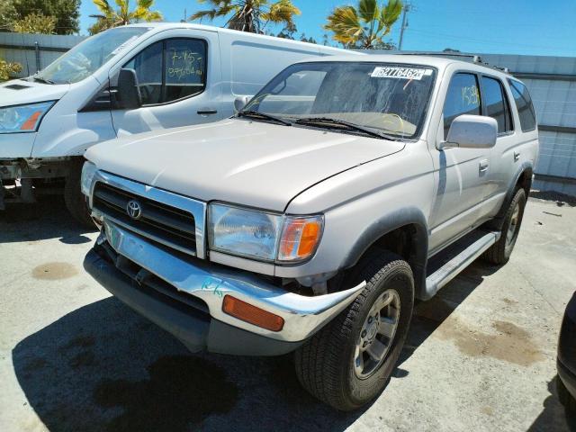 Photo 2 from auction – 1998 TOYOTA 4RUNNER SR with VIN JT3HN86RXW0191478