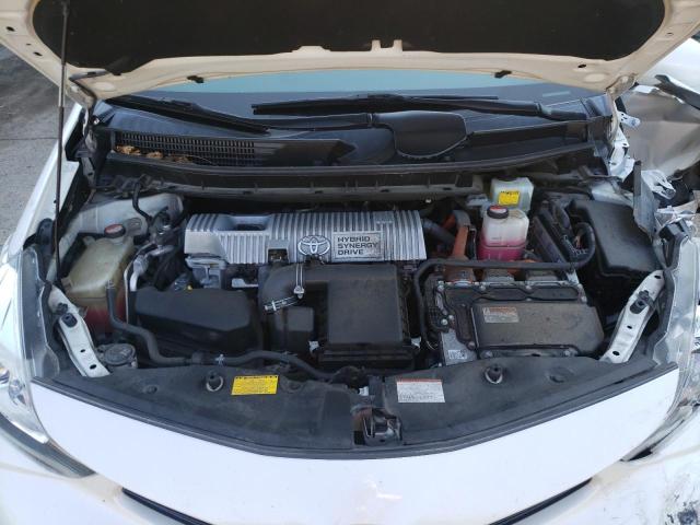 Photo 7 from auction – 2015 TOYOTA PRIUS V with VIN JTDZN3EU2FJ029282