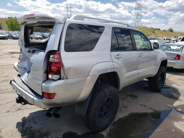 Photo 4 from auction – 2004 TOYOTA 4RUNNER SR with VIN JTEBT14R548009049