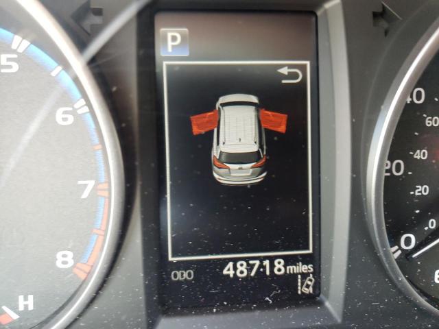 Photo 8 from auction – 2018 TOYOTA RAV4 LE with VIN JTMBFREV0JJ249166