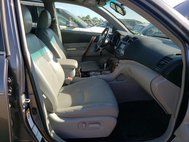 Photo 5 from auction – 2011 TOYOTA HIGHLANDER with VIN 5TDDK3EH3BS076596