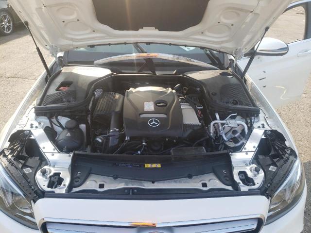 Photo 7 from auction – 2017 MERCEDES-BENZ E 300 with VIN WDDZF4JB4HA187882