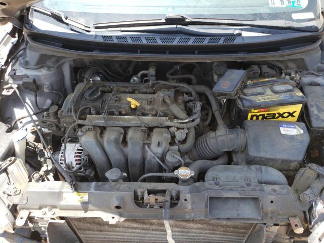 Photo 7 from auction – 2011 HYUNDAI ELANTRA GL with VIN KMHDH4AE9BU080370