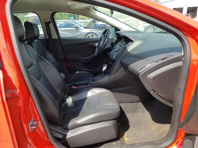 Photo 5 from auction – 2016 FORD FOCUS SE with VIN 1FADP3K25GL326369