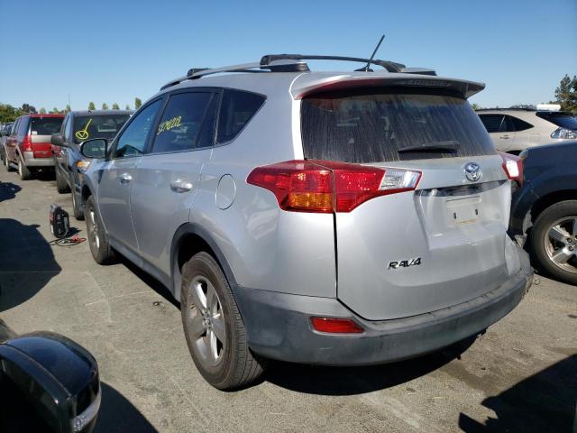 Photo 3 from auction – 2015 TOYOTA RAV4 XLE with VIN 2T3RFREV9FW262196