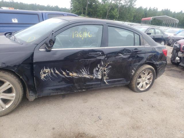 Photo 9 from auction – 2012 CHRYSLER 200 LX with VIN 1C3CCBAB1CN179855