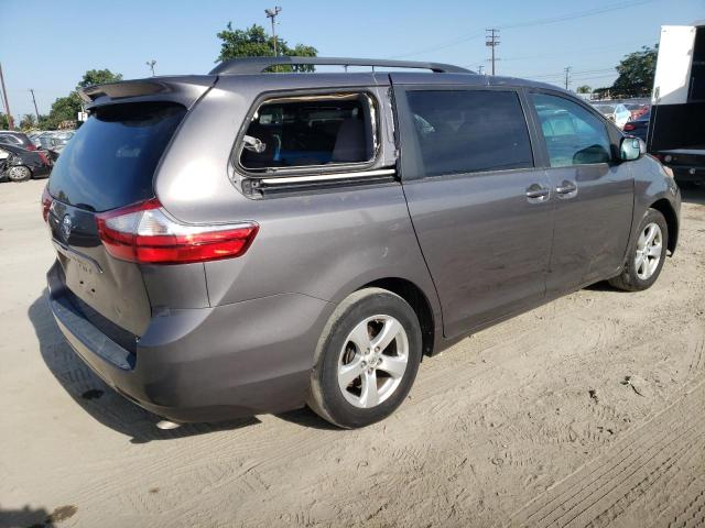 Photo 4 from auction – 2017 TOYOTA SIENNA LE with VIN 5TDKZ3DC7HS780267