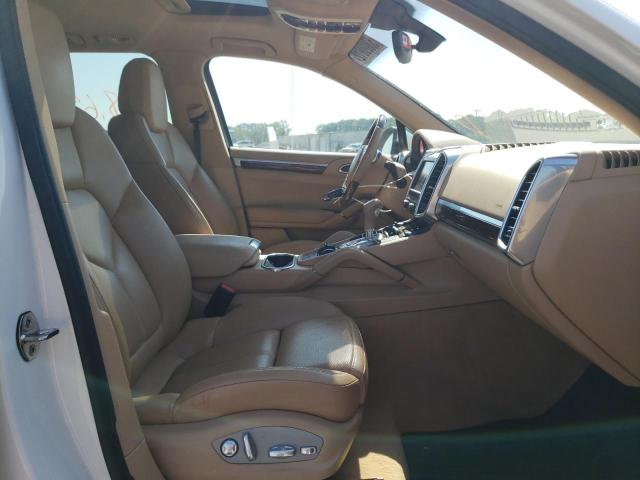Photo 5 from auction – 2011 PORSCHE CAYENNE S with VIN WP1AB2A23BLA53060