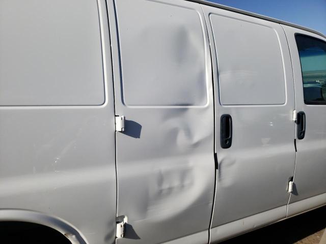 Photo 9 from auction – 2002 CHEVROLET EXPRESS G3 with VIN 1GCHG35R921143713