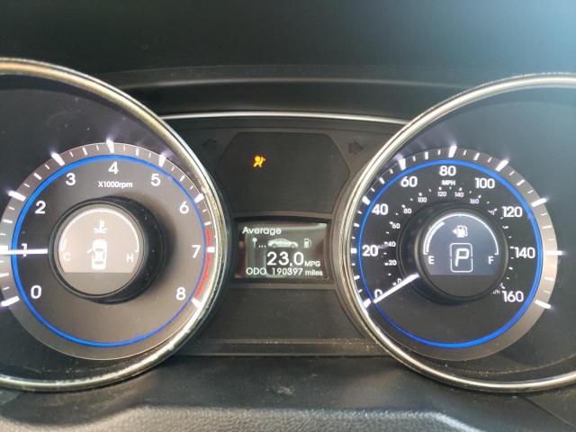Photo 8 from auction – 2011 HYUNDAI SONATA with VIN 5NPEC4AC7BH116802