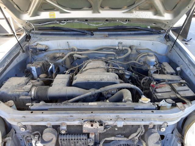 Photo 7 from auction – 2002 TOYOTA SEQUOIA SR with VIN 5TDZT34A52S099238