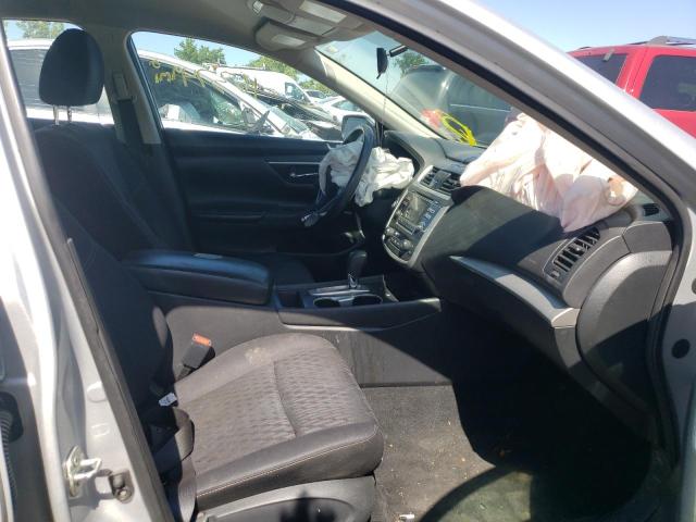Photo 5 from auction – 2017 NISSAN ALTIMA 2.5 with VIN 1N4AL3AP0HC266403