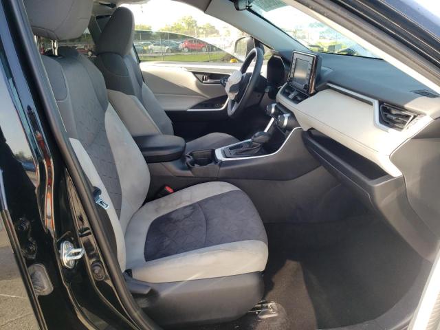 Photo 5 from auction – 2019 TOYOTA RAV4 XLE with VIN 2T3W1RFV2KW033675