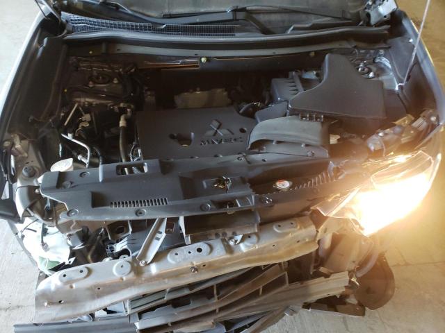 Photo 7 from auction – 2019 MITSUBISHI OUTLANDER with VIN JA4AZ3A37KZ041867