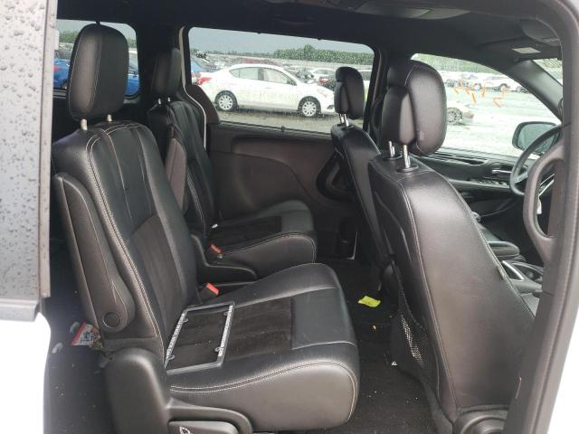 Фото 6 с аукциона – 2017 DODGE GRAND CARA с VIN 2C4RDGCG0HR666743