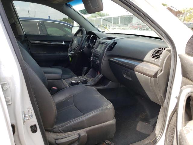 Photo 5 from auction – 2011 KIA SORENTO EX with VIN 5XYKU4A24BG114343