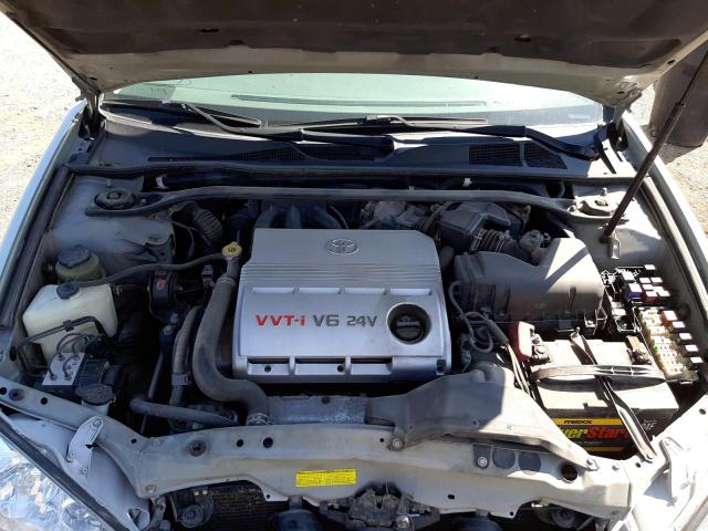 Photo 7 from auction – 2003 TOYOTA CAMRY LE with VIN 4T1BF32K13U061552