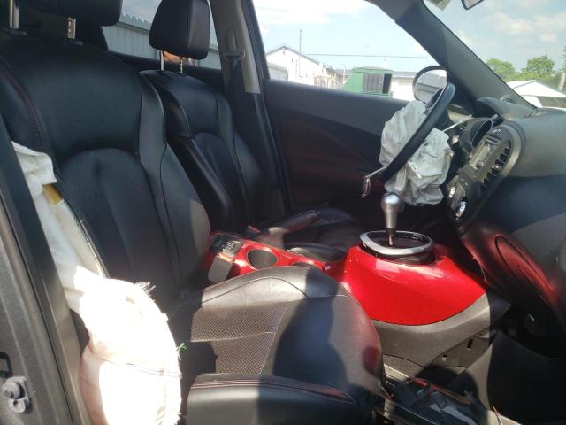 Zdjęcie 5 z aukcji – 2011 NISSAN JUKE S z VIN JN8AF5MV2BT019533