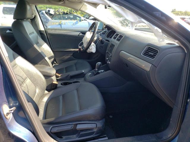 Photo 5 from auction – 2017 VOLKSWAGEN JETTA SE with VIN 3VWDB7AJ2HM394960
