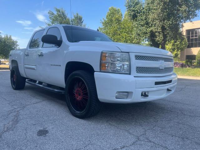 CHEVROLET SILVERADO 2011 with VIN 3GCPKSE32BG267002 - Photo from auction