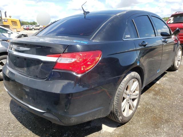 Photo 4 from auction – 2013 CHRYSLER 200 LX with VIN 1C3CCBAB6DN647158