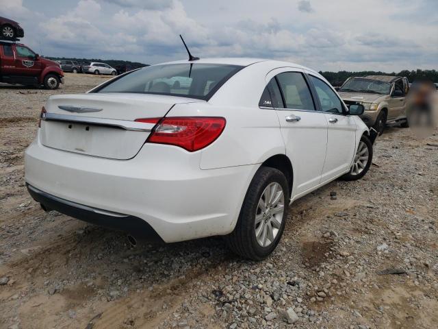 Photo 4 from auction – 2013 CHRYSLER 200 LIMITE with VIN 1C3CCBCG0DN634852