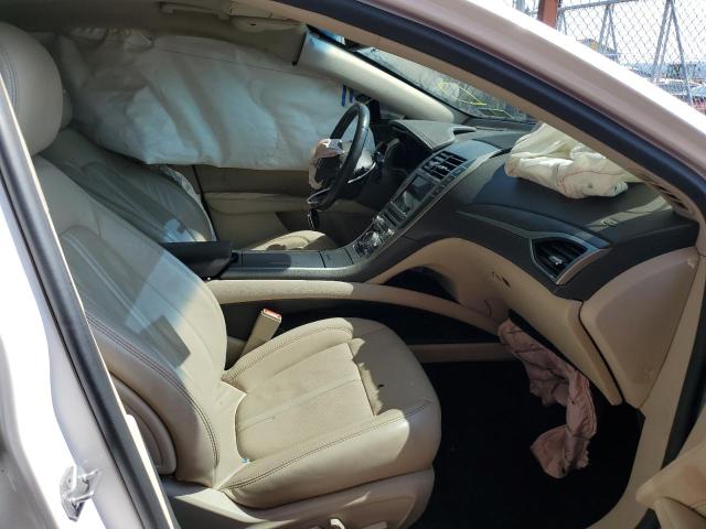 Photo 5 from auction – 2017 LINCOLN MKZ RESERV with VIN 3LN6L5F90HR664424