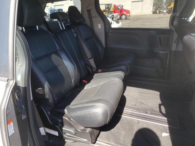 Photo 6 from auction – 2018 TOYOTA SIENNA SE with VIN 5TDXZ3DC9JS930617