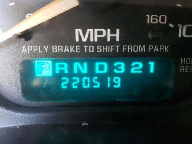 Photo 8 from auction – 2002 CHEVROLET SILVERADO with VIN 2GCEC19T721346960