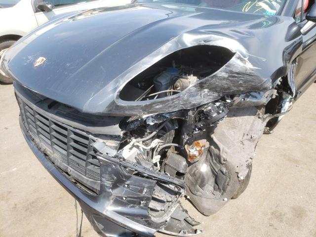 Photo 9 from auction – 2018 PORSCHE MACAN with VIN WP1AA2A57JLB01610