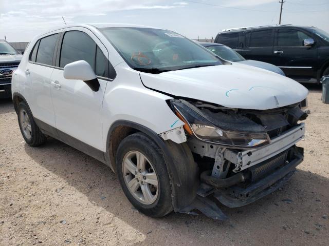 CHEVROLET TRAX LS 2020 with VIN KL7CJKSB7LB081668 - Photo from auction