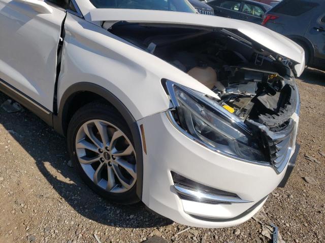 Photo 9 from auction – 2017 LINCOLN MKC SELECT with VIN 5LMCJ2D90HUL12296