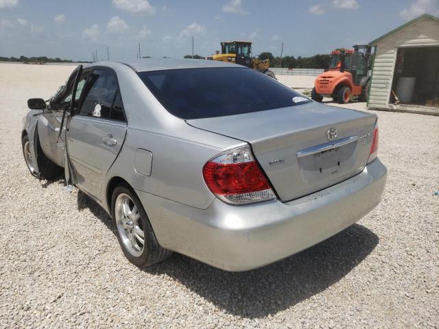 Photo 3 from auction – 2005 TOYOTA CAMRY LE with VIN 4T1BE32K05U057871