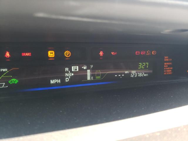 Photo 8 from auction – 2014 TOYOTA PRIUS V with VIN JTDZN3EU5E3320510