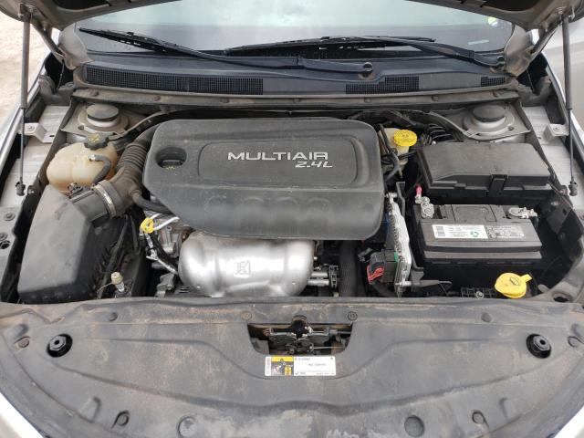 Photo 7 from auction – 2016 CHRYSLER 200 LIMITE with VIN 1C3CCCAB4GN164052