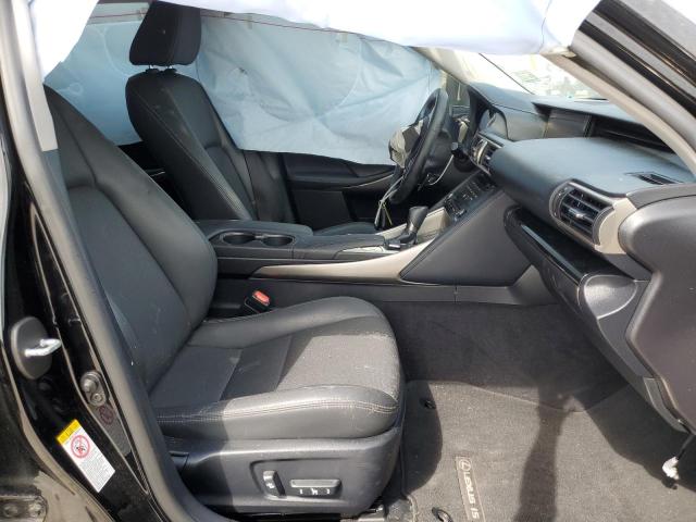 Photo 5 from auction – 2017 LEXUS IS 200T with VIN JTHBA1D27H5041195