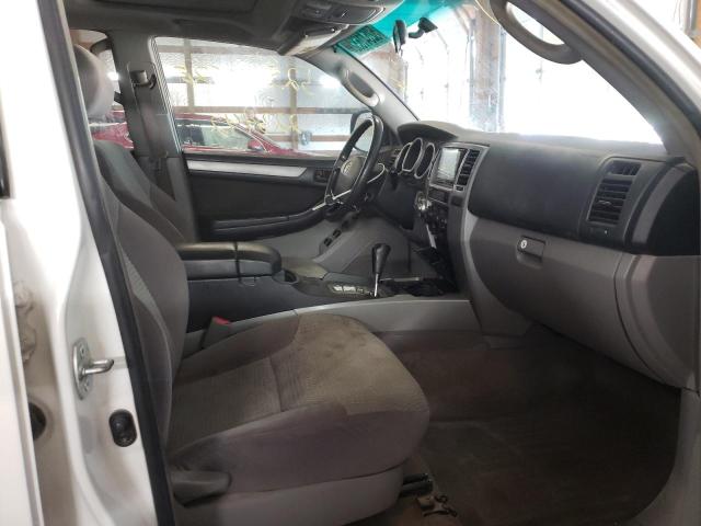 صورة رقم 5 من المزاد - 2005 TOYOTA 4RUNNER SR مع VIN JTEBU14R458037732