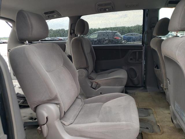 Photo 6 from auction – 2004 TOYOTA SIENNA CE with VIN 5TDZA23C44S103494