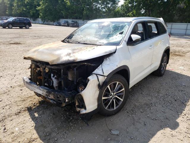 Photo 2 from auction – 2018 TOYOTA HIGHLANDER with VIN 5TDJZRFH1JS804477