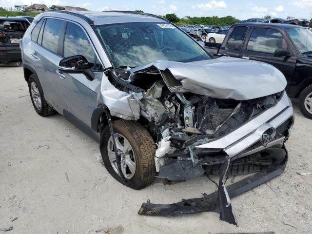 Photo 1 from auction – 2019 TOYOTA RAV4 XLE with VIN 2T3W1RFV1KC013774