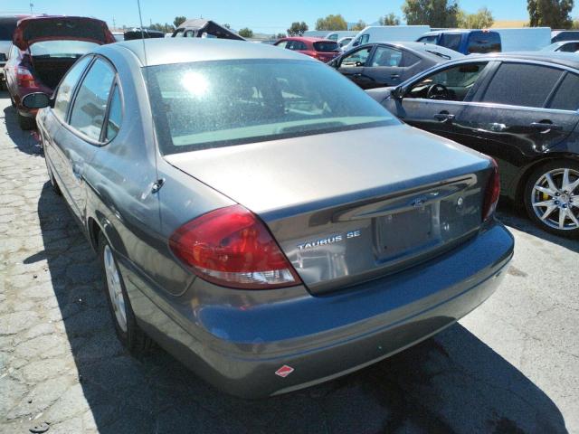 Photo 3 from auction – 2004 FORD TAURUS SE with VIN 1FAFP53U34A154211