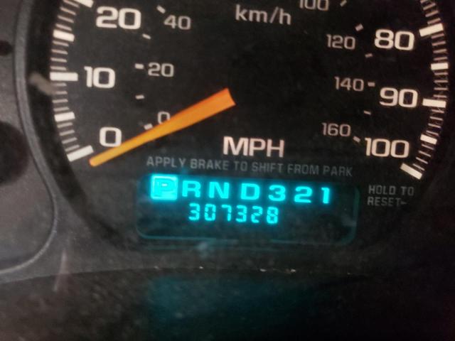 Photo 8 from auction – 2000 CHEVROLET SILVERADO with VIN 2GCEK19V7Y1148375